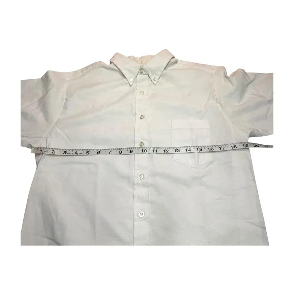 The Disney Store Shirt Men's 10 White Pleated Short Sleeve Collared Button-Down - Picture 4 of 6